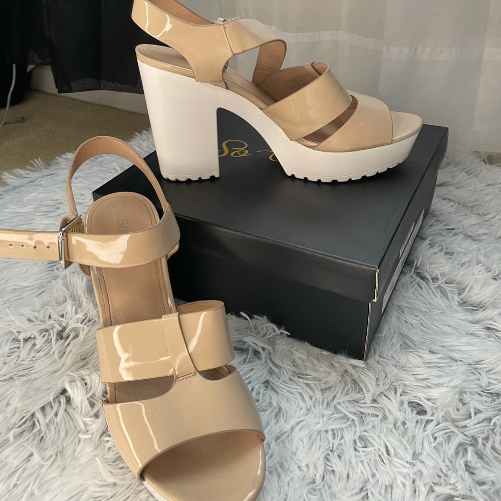 Tan/White Chunky Platform Heel - Picture 2 of 2